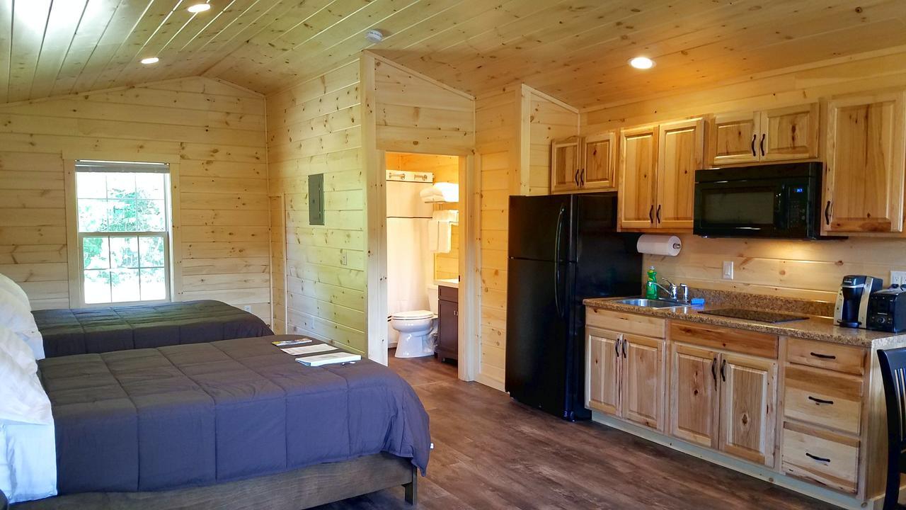 Abbot Trailside Lodging Abbot Village Экстерьер фото